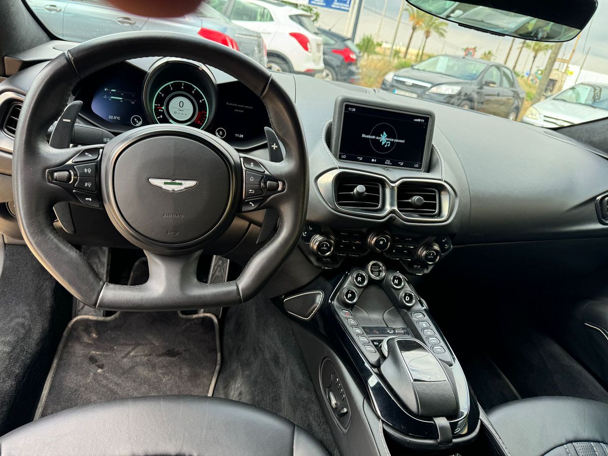 ASTON MARTIN VANTAGE 4.0 BI TURBO V8 AUTO SPANISH LHD IN SPAIN 48000 MILES 2019