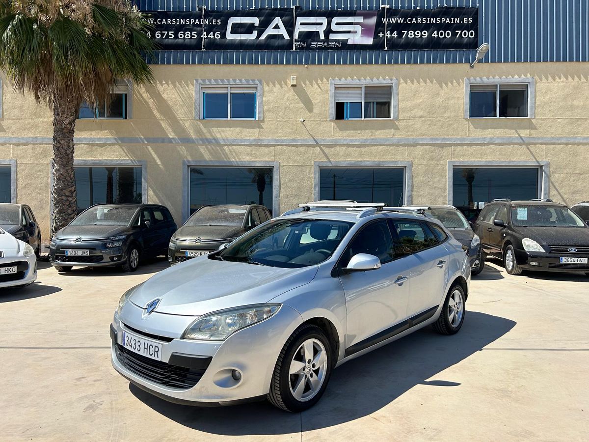 RENAULT MEGANE DYNAMIQUE 1.5 DCI ESTATE SPANISH LHD IN SPAIN 124000 MILES 2011