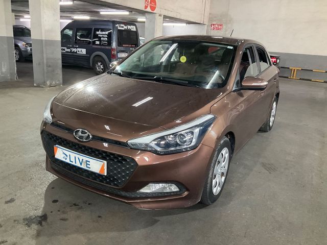 COMING SOON HYUNDAI I20 COMFORT 1.4 AUTO SPANISH LHD IN SPAIN 111000 MILES SUPER 2015
