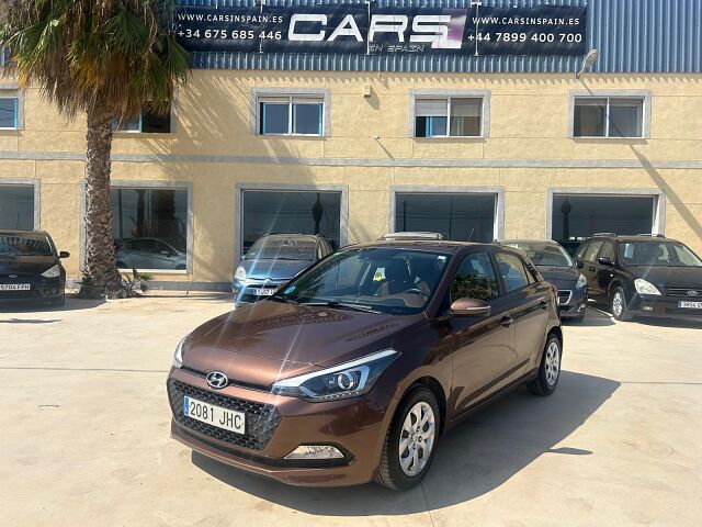 HYUNDAI I20 COMFORT 1.4 AUTO SPANISH LHD IN SPAIN 111000 MILES SUPER 2015