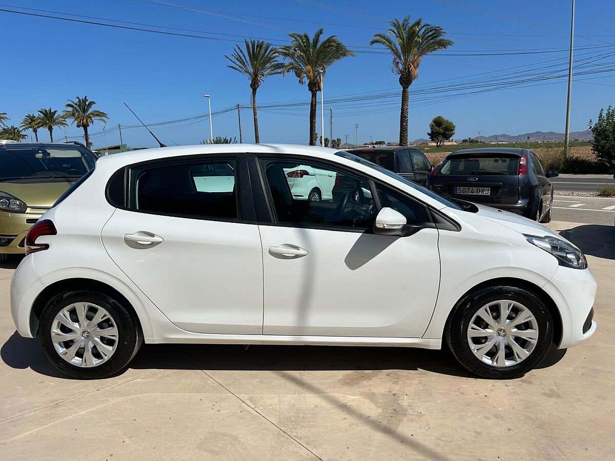 PEUGEOT 208 1.2 E-VTI ACTIVE SPANISH LHD IN SPAIN 84000 MILES SUPERB 2018