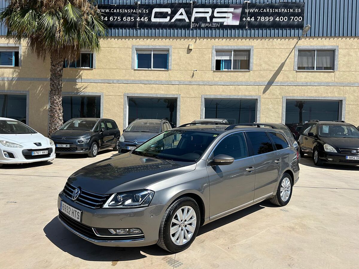 VOLKSWAGEN PASSAT 2.0 TDI ESTATE AUTO DSG SPANISH LHD IN SPAIN 107K SUPERB 2013