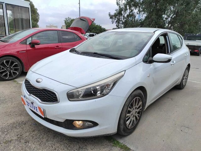 COMING SOON KIA CEE'D CONCEPT 1.4 CRDI SPANISH LHD IN SPAIN 74000 MILES STUNNING 2013