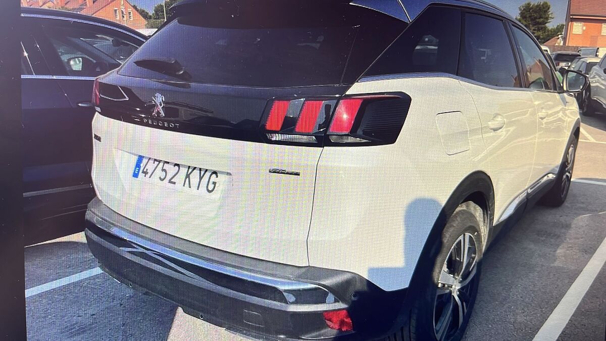 COMING SOON PEUGEOT 3008 GT LINE 1.2 PURETECH AUTO SPANISH LHD IN SPAIN 33000 MILES 2019