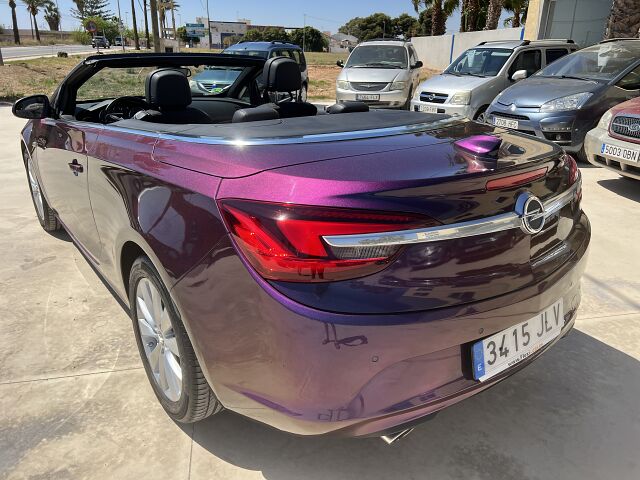 OPEL CASCADA EXCELLENCE 1.4 CONVERTIBLE SPANISH LHD IN SPAIN 38000 MILES 2016