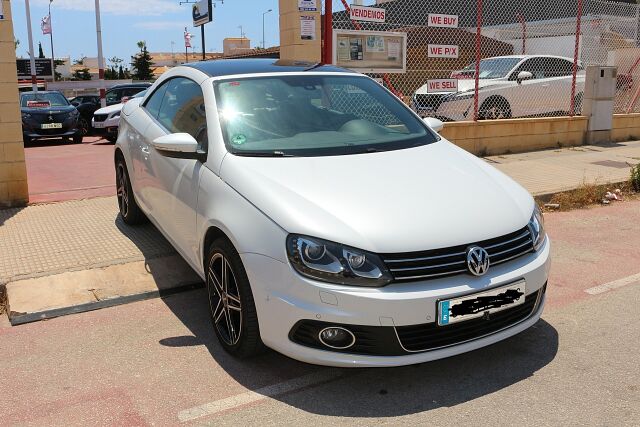 VOLKSWAGEN EOS 2.0 TDI CONVERTIBLE SPANISH LHD IN SPAIN 75000 MILES 2015