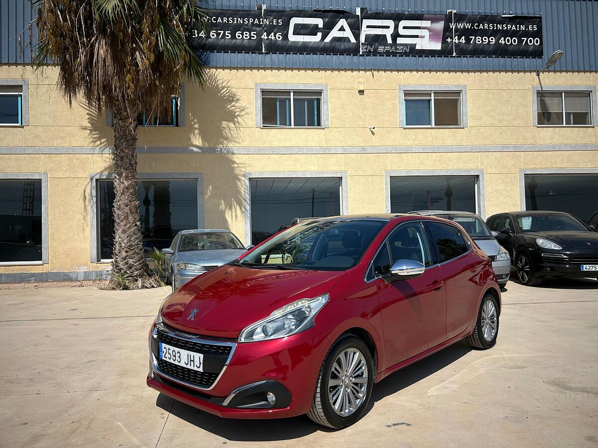 PEUGEOT 208 ALLURE 1.2 PURETECH AUTO SPANISH LHD IN SPAIN 80000 MILES SUPER 2015