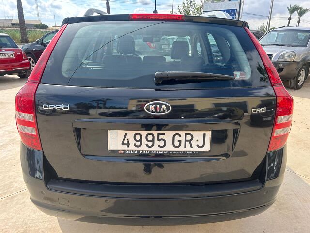 KIA CEE'D EMOTION ESTATE 2.0 CRDI SPANISH LHD IN SPAIN 84000 MILES 1 OWNER 2009