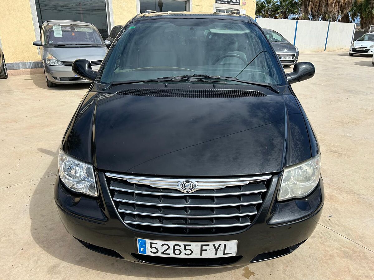 CHRYSLER VOYAGER LX 2.8 CRDI AUTO SPANISH LHD IN SPAIN 150000 MILES 7 SEAT 2007