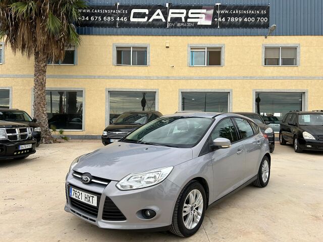 FORD FOCUS TREND 1.6 TI-VCT AUTO SPANISH LHD IN SPAIN 53000 MILES SUPER 2014