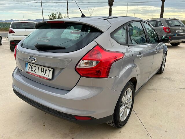 FORD FOCUS TREND 1.6 TI-VCT AUTO SPANISH LHD IN SPAIN 53000 MILES SUPER 2014