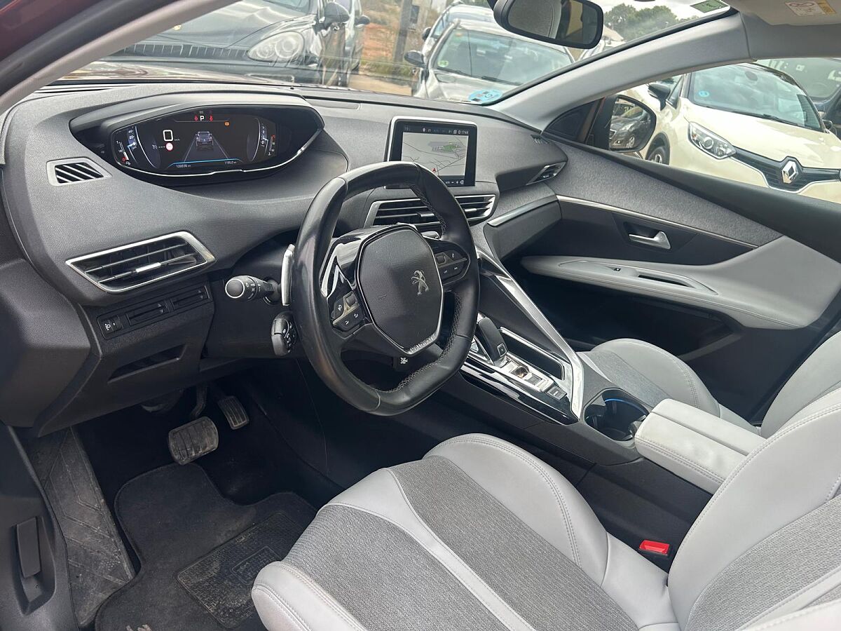 PEUGEOT 3008 ALLURE 1.5 HDI AUTO SPANISH LHD IN SPAIN 66000 MILES SUPERB 2019