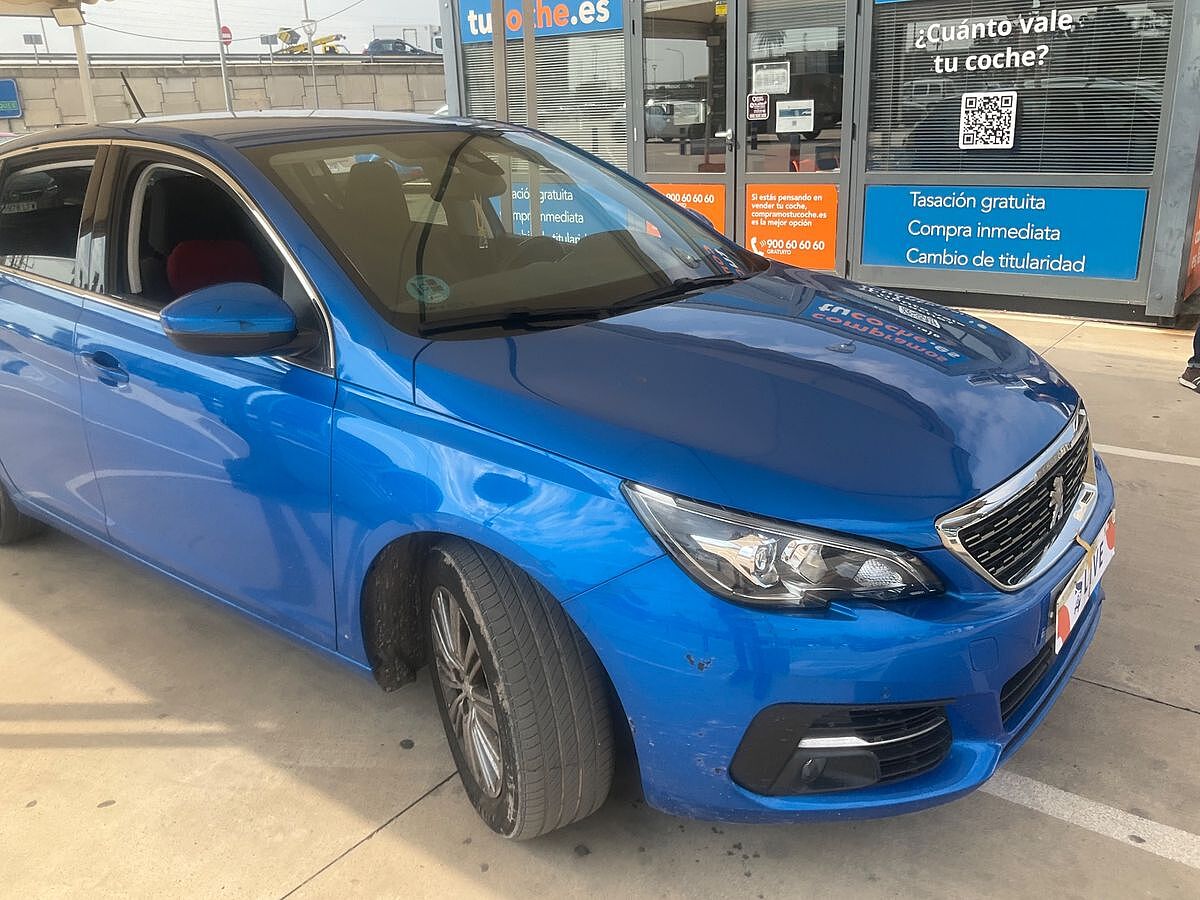 COMING SOON PEUGEOT 308 ALLURE 1.2 PURETECH AUTO SPANISH LHD IN SPAIN 31000 MILES SUPER 2020