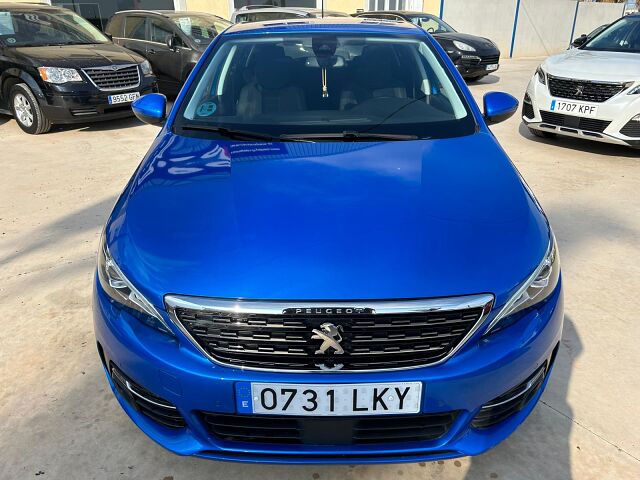 PEUGEOT 308 ALLURE 1.2 PURETECH AUTO SPANISH LHD IN SPAIN 31000 MILES SUPER 2020