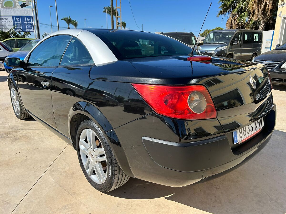 RENAULT MEGANE CONVERTIBLE 1.5 DCI SPANISH LHD IN SPAIN 141000 MILES SUPERB 2008