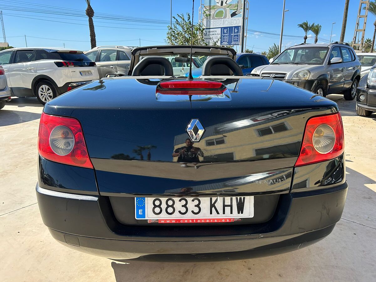 RENAULT MEGANE CONVERTIBLE 1.5 DCI SPANISH LHD IN SPAIN 141000 MILES SUPERB 2008