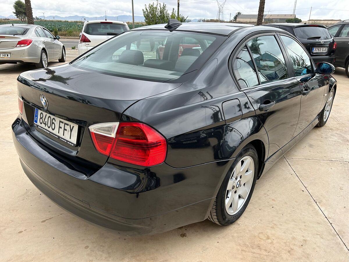 BMW 320D 2.0 AUTO SPANISH LHD IN SPAIN ONLY 80000 MILES SUPERB 2005