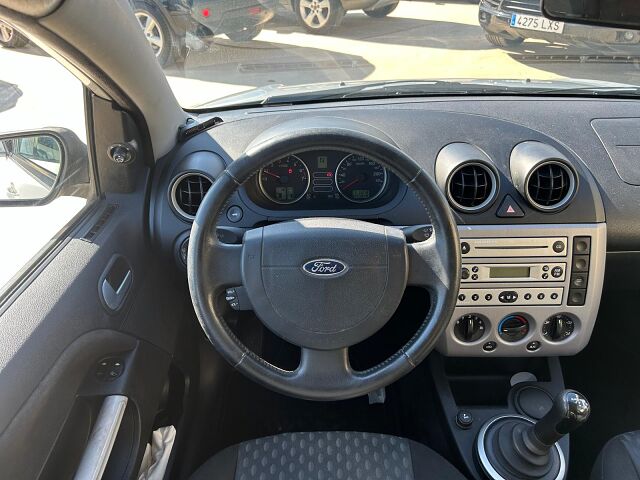 FORD FIESTA TREND 1.4 AUTO SPANISH LHD IN SPAIN ONLY 48000 MILES SUPER LITTLE CAR 2005