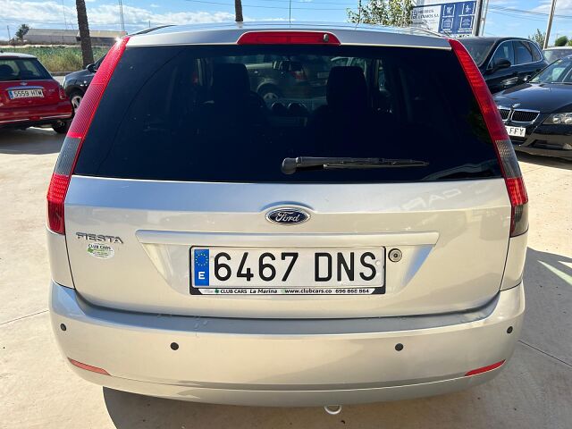 FORD FIESTA TREND 1.4 AUTO SPANISH LHD IN SPAIN ONLY 48000 MILES SUPER LITTLE CAR 2005