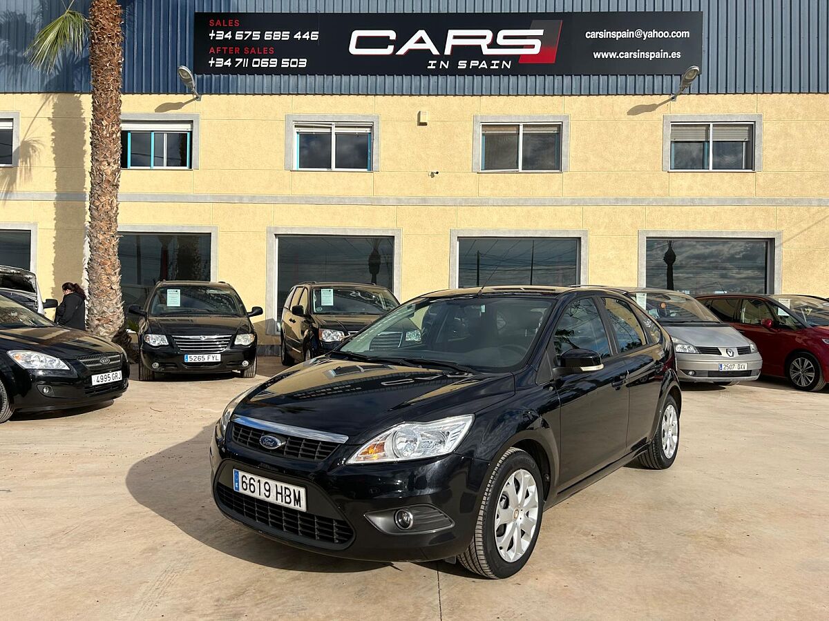  FORD FOCUS TREND 1.6 AUTO SPANISH LHD IN SPAIN ONLY 67000 MILES SUPER 2011