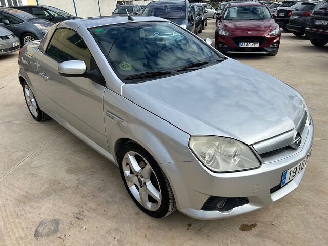 OPEL TIGRA COSMO CONVERTIBLE 1.4 AUTO SPANISH LHD IN SPAIN ONLY 45000 MILES 2005