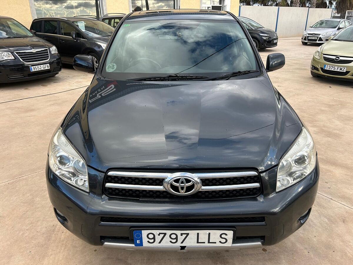 TOYOTA RAV 4 XTR 2.2 D-4D 4X4 SPANISH RHD IN SPAIN 143000 MILES SUPERB 2009