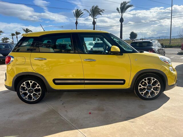 FIAT 500L TREKKING 1.4 TURBO AUTO SPANISH LHD IN SPAIN 76000 MILES SUPERB 2013