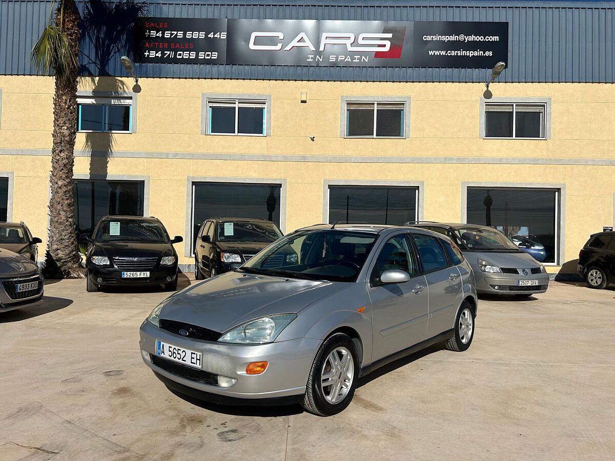 FORD FOCUS TREND 1.6 PETROL SPANISH LHD IN SPAIN 193000 MILES SUPERB 2000