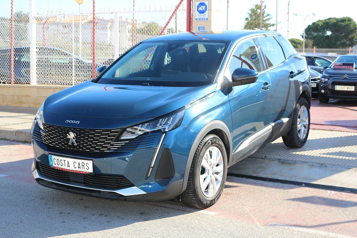 PEUGEOT 3008 ACTIVE 1.2 E-THP AUTO SPANISH LHD IN SPAIN 42000 MILES SUPERB 2021