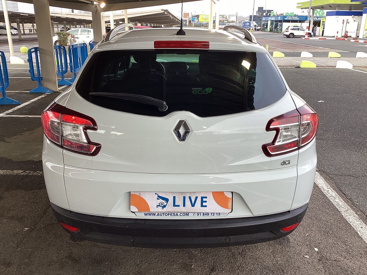 COMING SOON RENAULT MEGANE ESTATE LIMITED 1.5 DCI AUTO SPANISH LHD IN SPAIN 101K SUPERB 2014