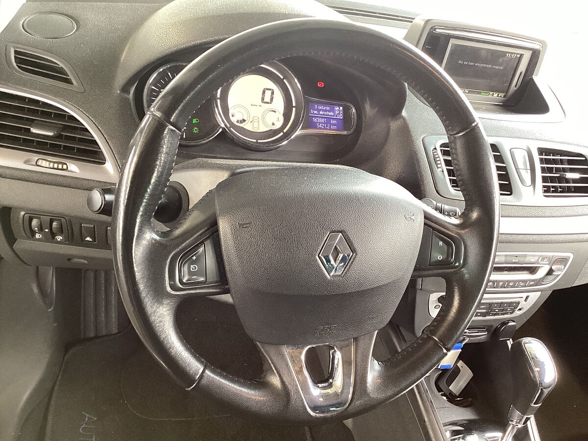 COMING SOON RENAULT MEGANE ESTATE LIMITED 1.5 DCI AUTO SPANISH LHD IN SPAIN 101K SUPERB 2014