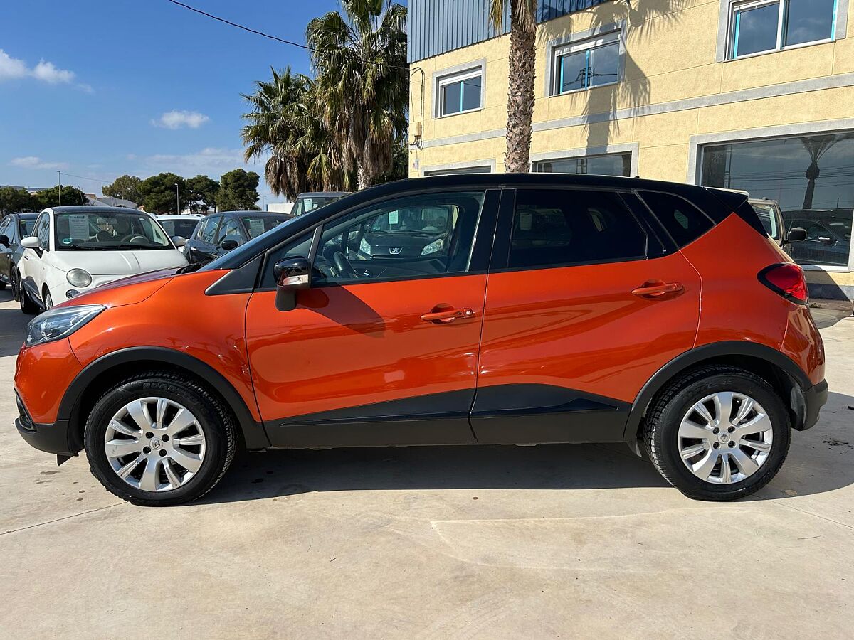 RENAULT CAPTUR ENERGY LUX 1.2 TCE AUTO SPANISH LHD IN SPAIN 75000 MILES 2015