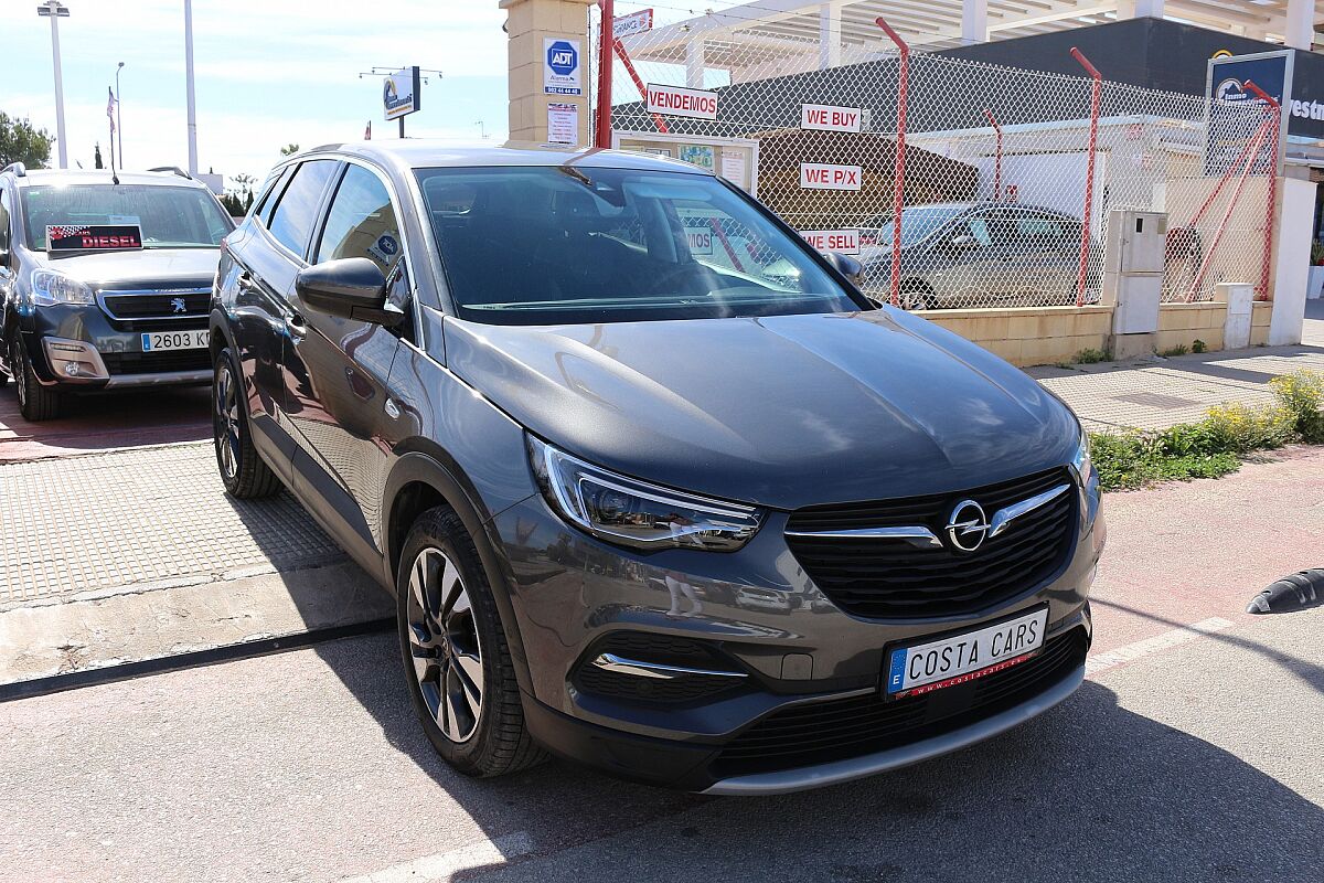 OPEL GRANDLAND X ELITE 1.2 E-THP SPANISH LHD IN SPAIN 59000 MILES SUPER 2020