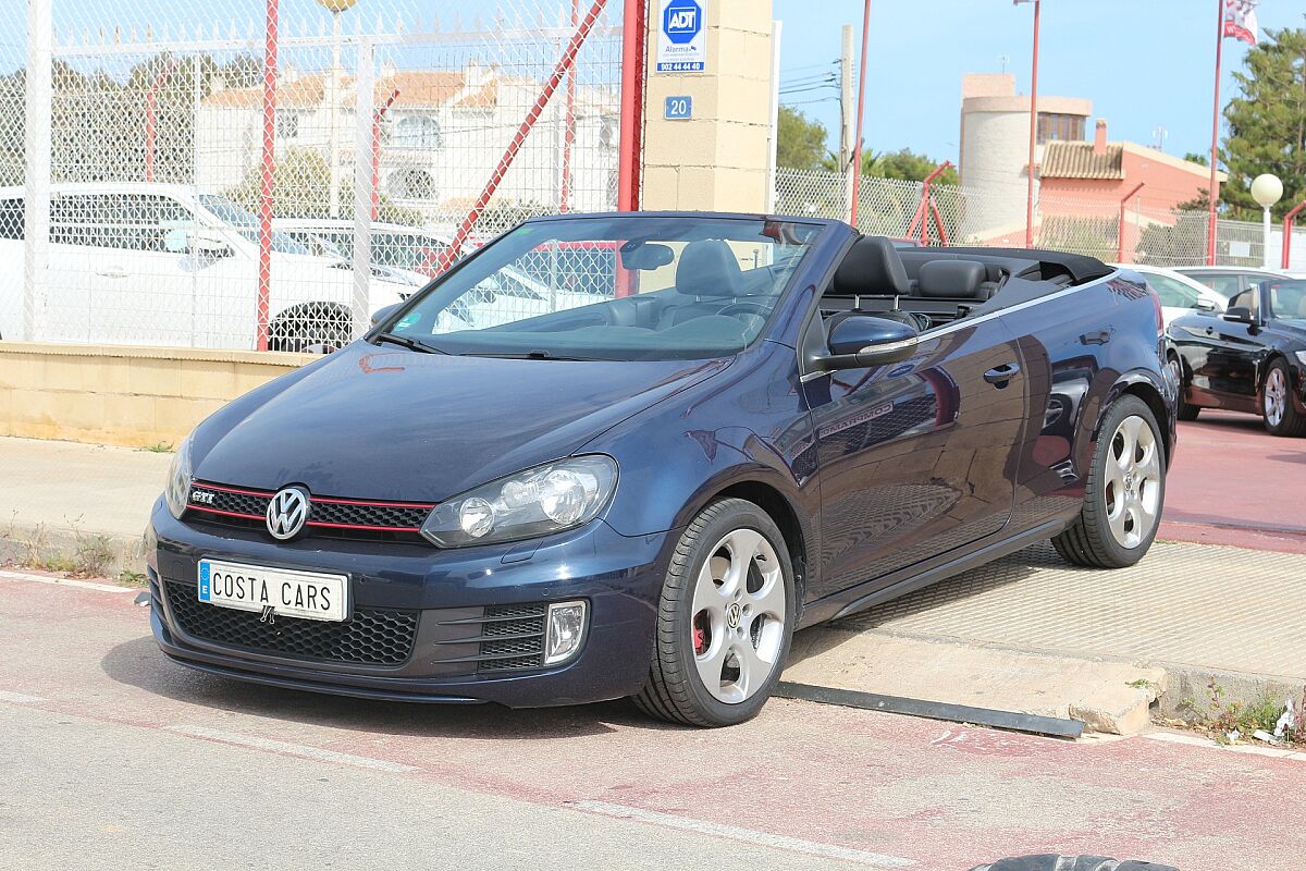 VOLKSWAGEN GOLF GTI CONVERTIBLE 2.0 AUTO SPANISH LHD IN SPAIN 80000 MILES 2014