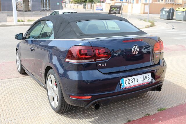 VOLKSWAGEN GOLF GTI CONVERTIBLE 2.0 AUTO SPANISH LHD IN SPAIN 80000 MILES 2014