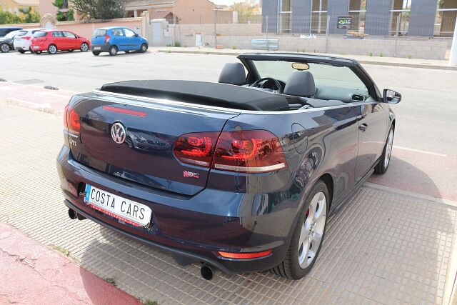 VOLKSWAGEN GOLF GTI CONVERTIBLE 2.0 AUTO SPANISH LHD IN SPAIN 80000 MILES 2014