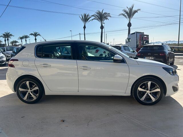 PEUGEOT 308 ALLURE 1.2 E-THP SPANISH LHD IN SPAIN 89000 MILES SUPERB 2016