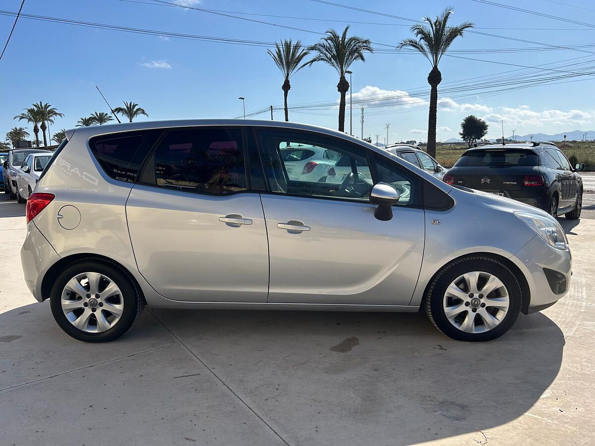 OPEL MERIVA ENJOY 1.4 PETROL SPANISH LHD IN SPAIN 92000 MILES SUPERB 2011