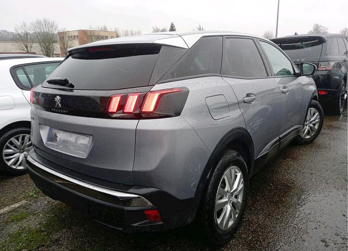 COMING SOON PEUGEOT 3008 ACTIVE 1.2 E-THP AUTO SPANISH LHD IN SPAIN 66000 MILES SUPERB 2019