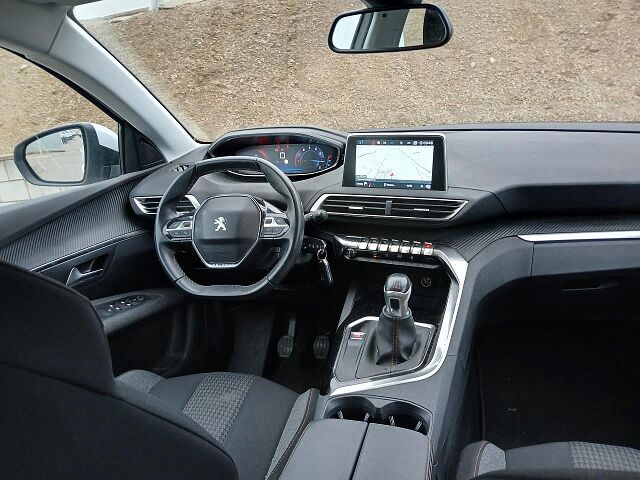 COMING SOON PEUGEOT 3008 ACTIVE 1.2 E-THP MANUAL SPANISH LHD IN SPAIN 78000 MILES SUPER 2019